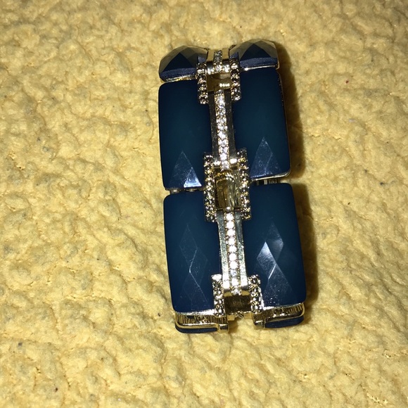 Jewelry Macys Costume Jewelry Bracelet And Two Colored Necklace Set